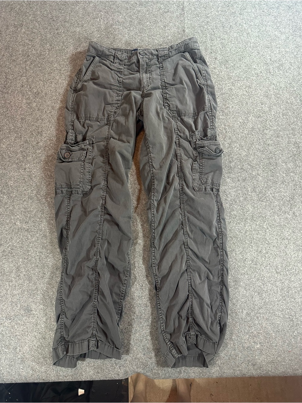 Hollister Gray Low Rise Baggy Cargo Pants